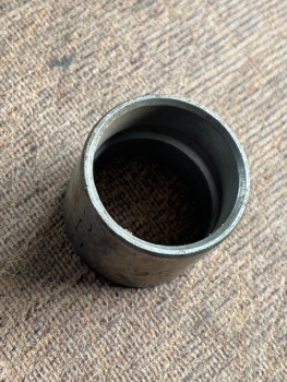 Buchse  36 x 42 x 36